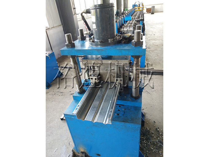 立體車庫(kù)浪板設(shè)備 立體車庫(kù)浪板設(shè)備